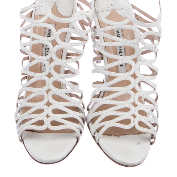 🤍Authentic Manolo Blahnik gladiator heels. Size 10🤍 - Picture 4 of 9